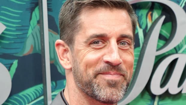 Aaron Rodgers durante los premios Tony